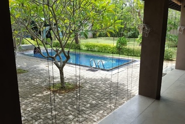 Yala Villa