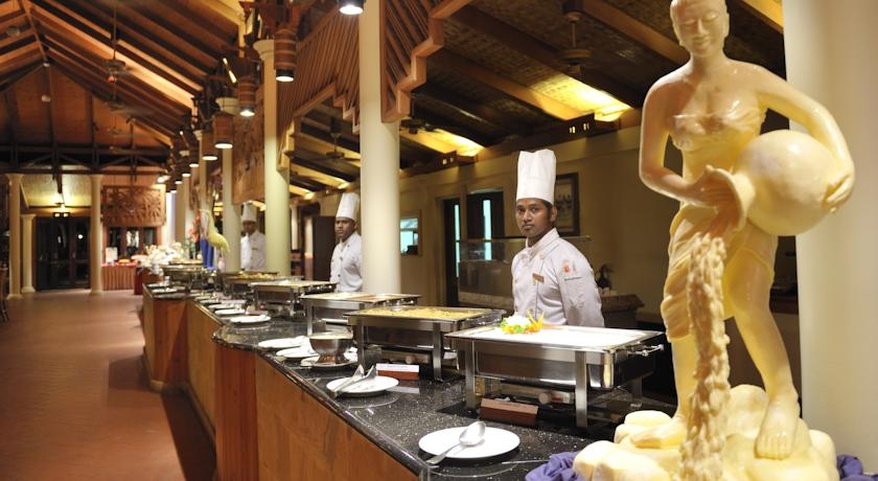 Royal Island Resort & Spa