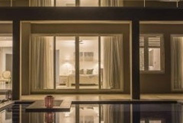 The Sandals By Edwards Collection