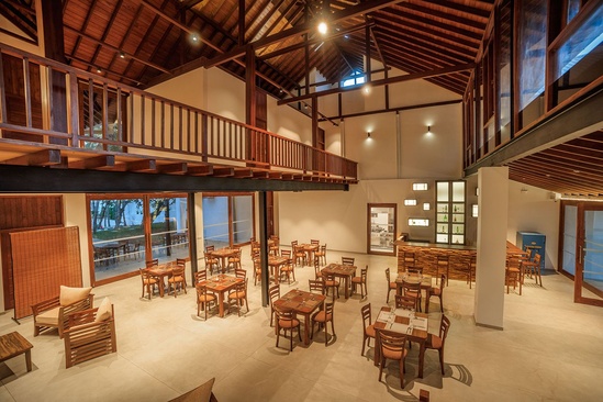 R Degree Hotel