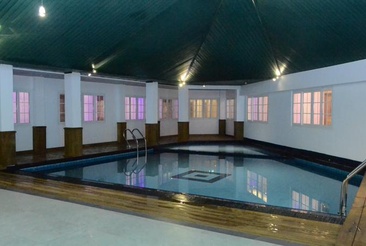 Araliya Green Hills Hotel
