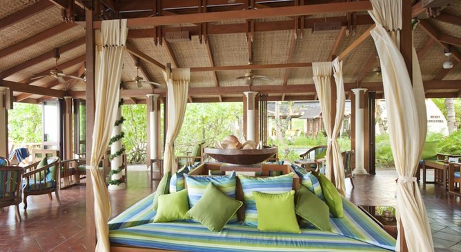 Royal Island Resort & Spa