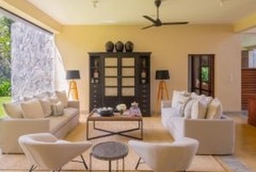 Taru Villas The Long House Taru Villas
