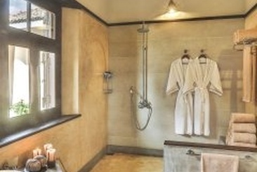 Villa Mayurana By Edwards Collection