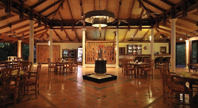 Royal Island Resort & Spa