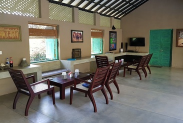 Yala Villa