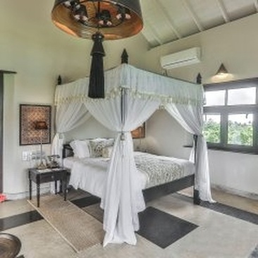 Villa Mayurana By Edwards Collection