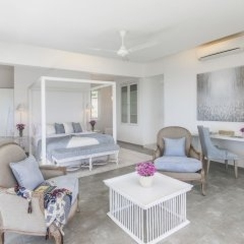 The Sandals By Edwards Collection