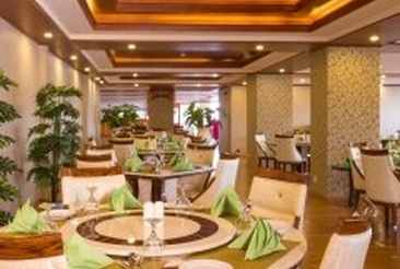 The Grand Kandyan