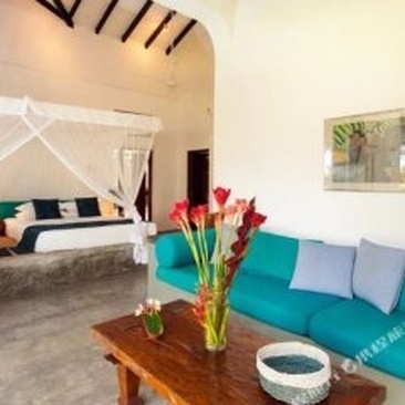 Apa Villa