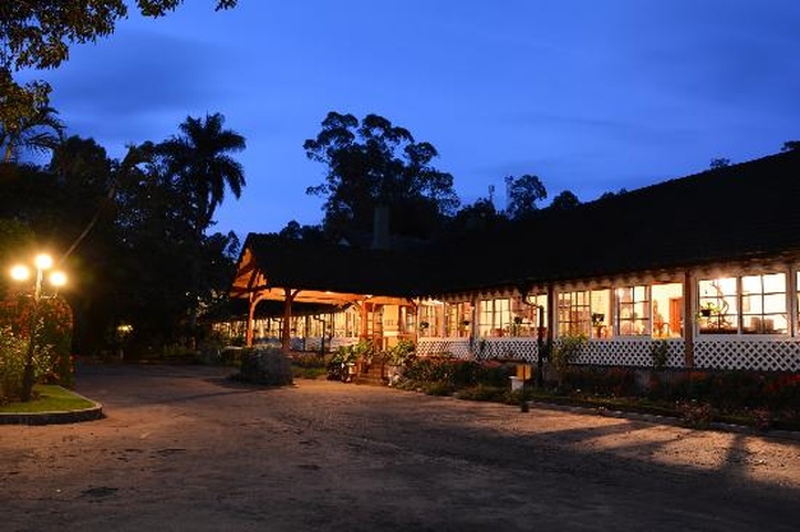 Bandarawela Hotel