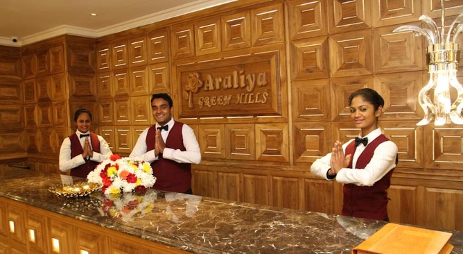Araliya Green Hills Hotel