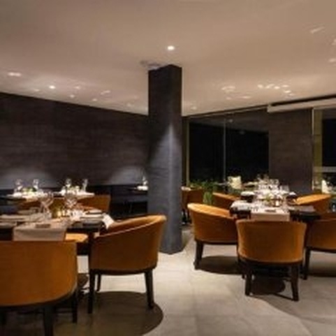 Crystal Sands Sky Villas