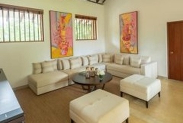 Taru Villas The Long House Taru Villas