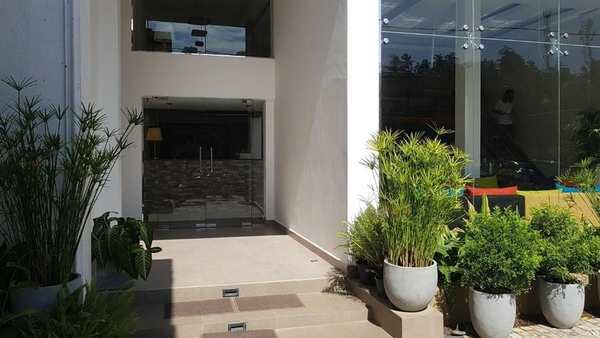 Pinnacle Boutique Villa