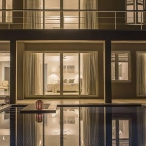 The Sandals By Edwards Collection