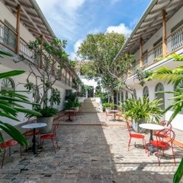 Fort Bazaar