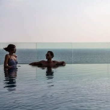 Crystal Sands Sky Villas