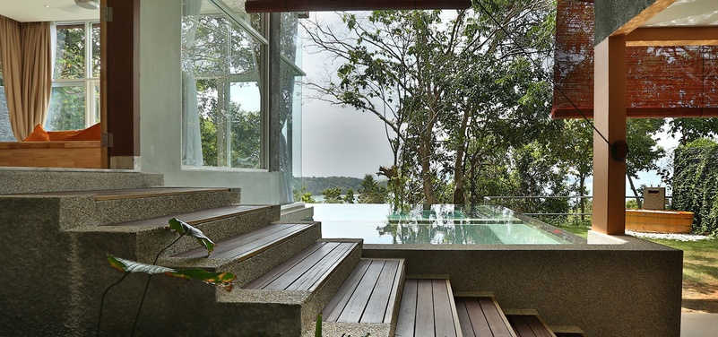 Ambong Pool Villas
