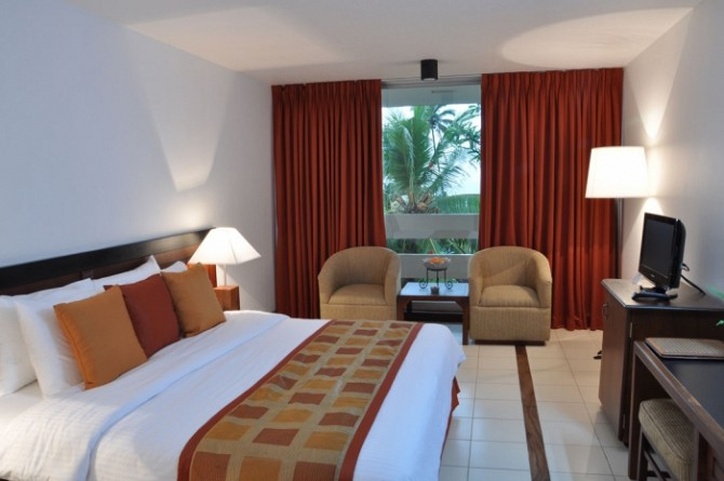 Pegasus Reef Hotel
