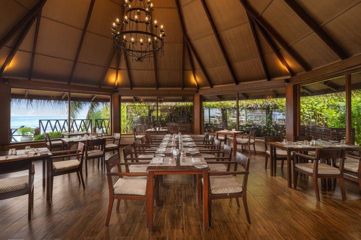 Adaaran Select Hudhuranfushi