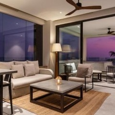 Crystal Sands Sky Villas