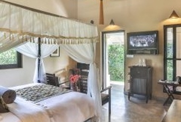 Villa Mayurana By Edwards Collection