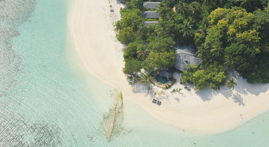 Royal Island Resort & Spa